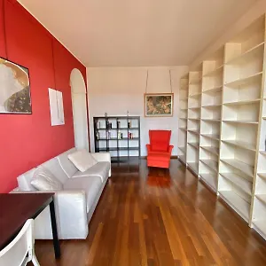 Grazioso Nel Cuore Del Tran Tran Di Milano, Perfetto Per Amici E Famiglie, Vicino A Metropolitana , Milano Italia
